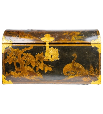 Japanese lacquer coffer